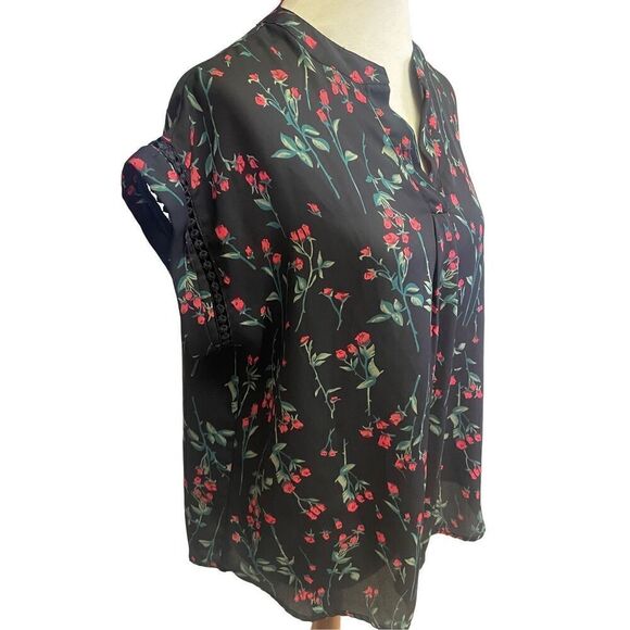 Jon and Anna Contemporary Black Floral Short Sleeve V-Neck Blouse Size X-Large-N - Picture 6 of 11